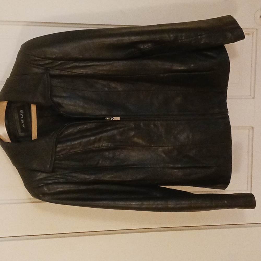 90s Minimalist Buttery-soft Black Leather Jacket Anne Klein Very Good Pre-loved